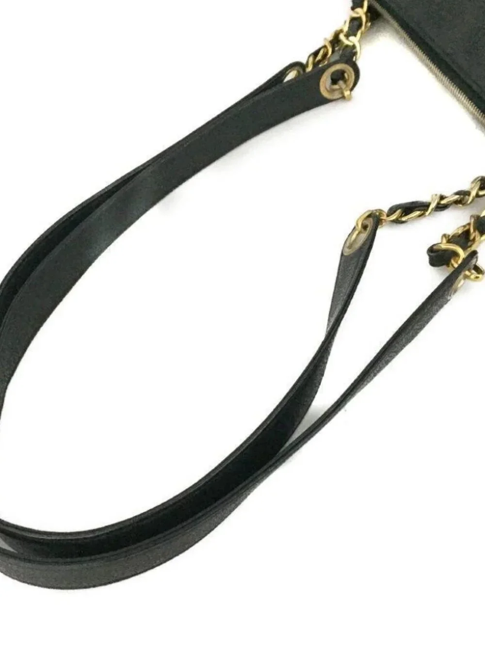 CHANEL vintage shoulder